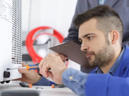 How to Identify A Skilled Air Conditioning Engineer – AC Dealers Near Me | Strawberry Engineering